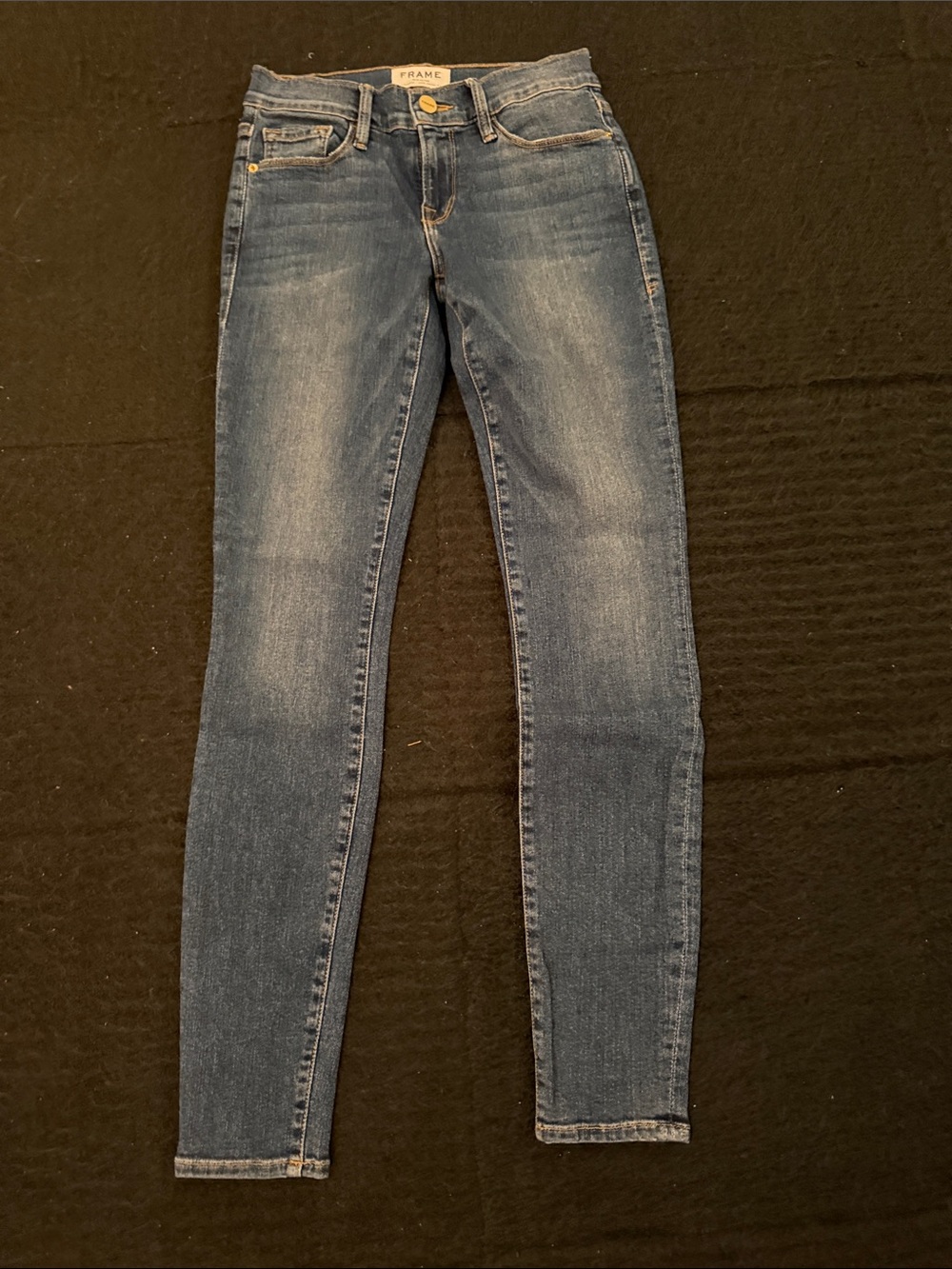 Frame Denim Skinny Jeans in Faded Blue